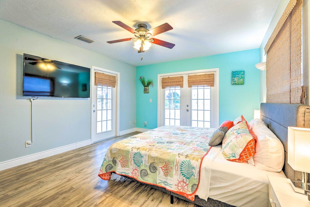 Miscellaneous Market Vacations - 'ocean Breeze Oasis' w/ Boat Dock  Slip on Canal! - Property Image 4