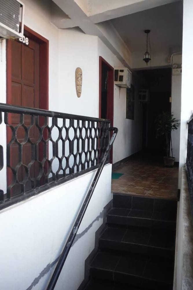 Antonio's Pension House
