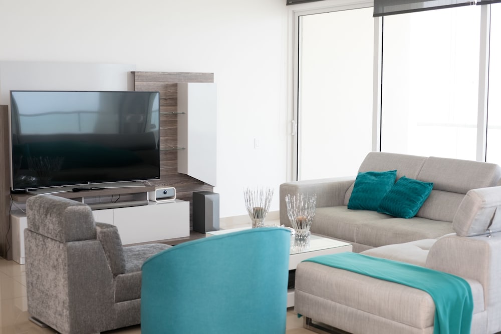 H2 Residences By Nomad Guru