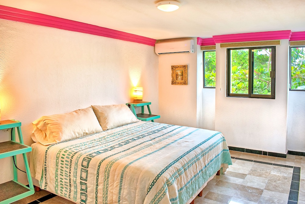 Caribe Suites