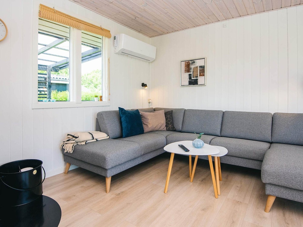 6 Person Holiday Home in Juelsminde