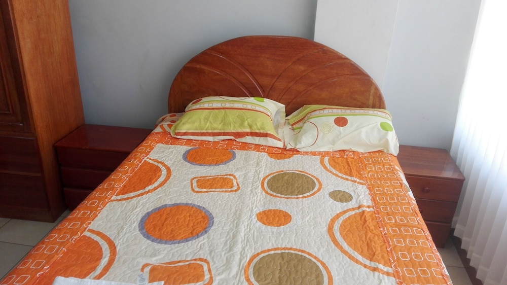 Hostal Encantos