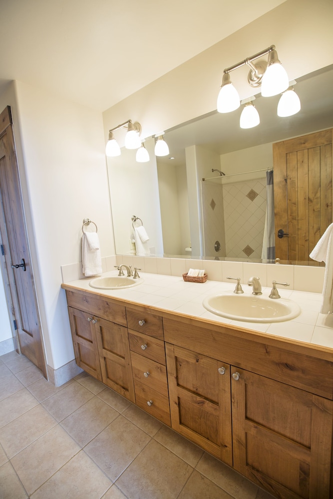 WestWall Lodge - Property Image 118