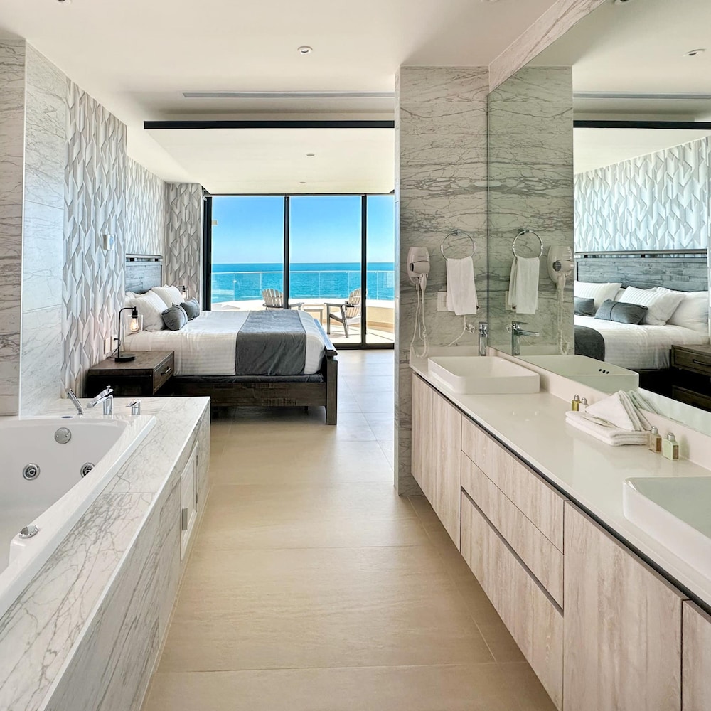 Brand New 6 Bedroom Penthouse