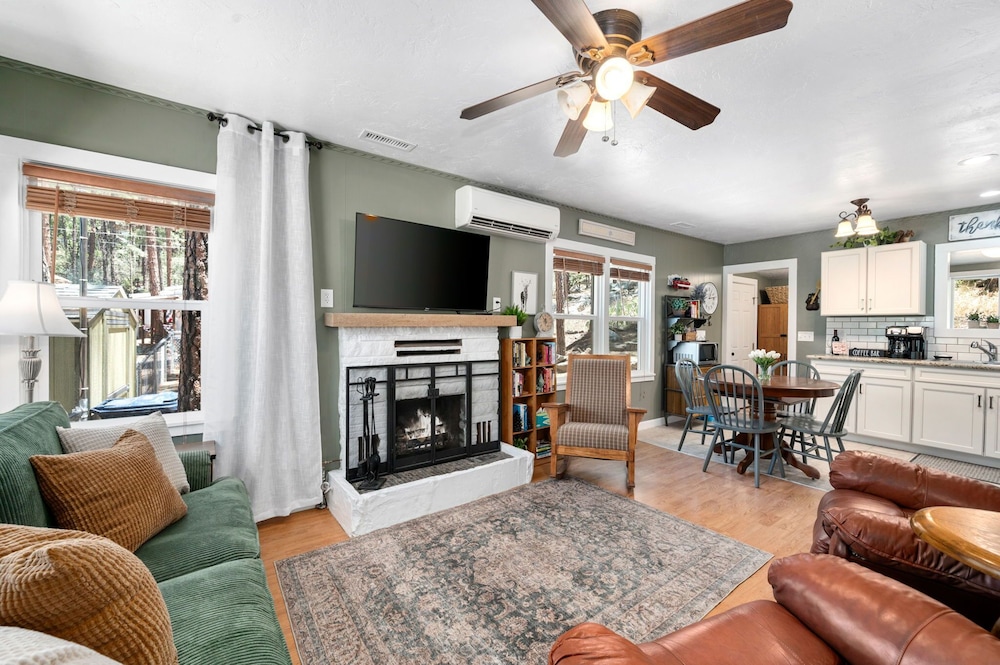 Prescott Mountain Pines Cabin