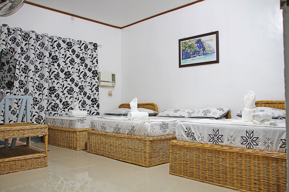 Mario's Travellers Inn - Hostel view 3