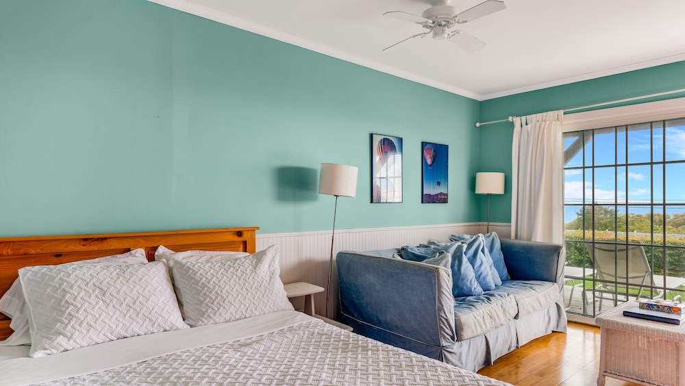 Beach Plum Resort