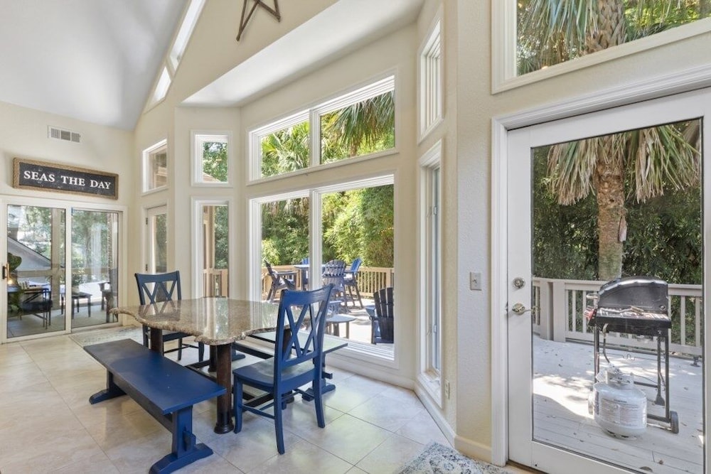 57 Lawton Rd. / Sea Pines / Pet Friendly 4 Bedroom Home