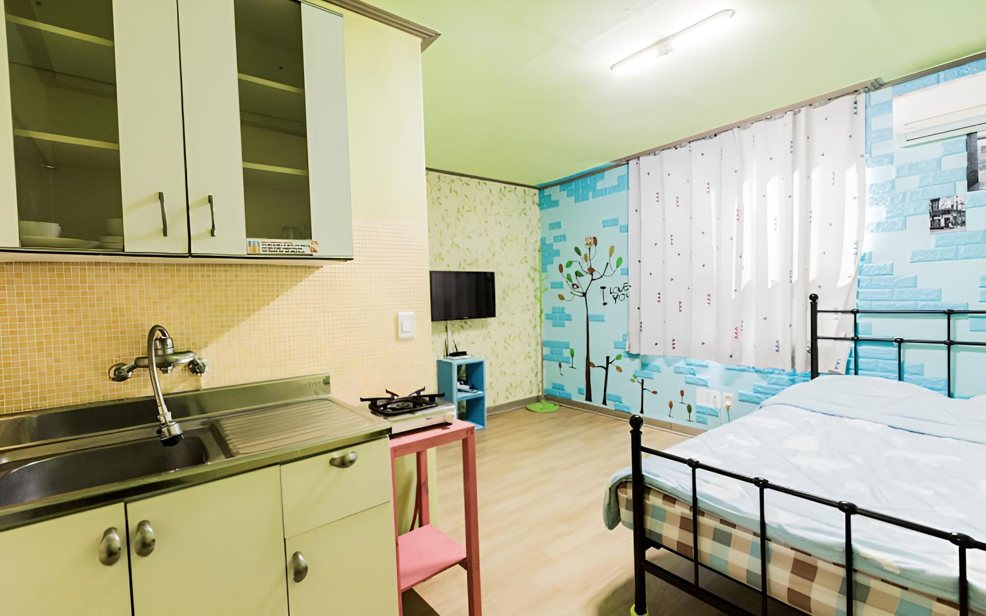 Goseong Good Day House Pension view 4