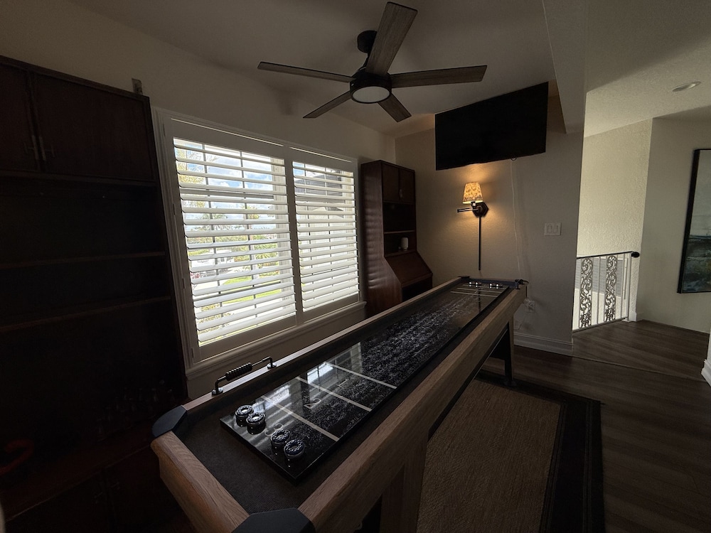Punta Gorda Isles 4-Bedroom Private Pool Home on Canal 4 Home