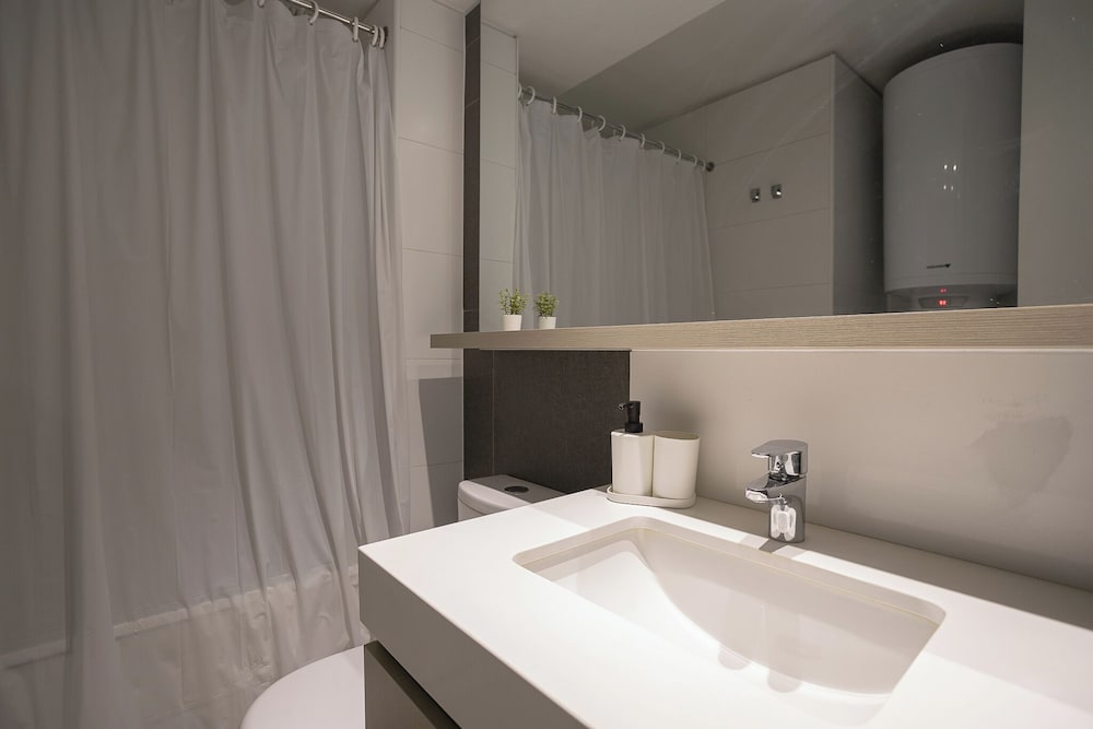 Bucarest Apartments by Andes STR