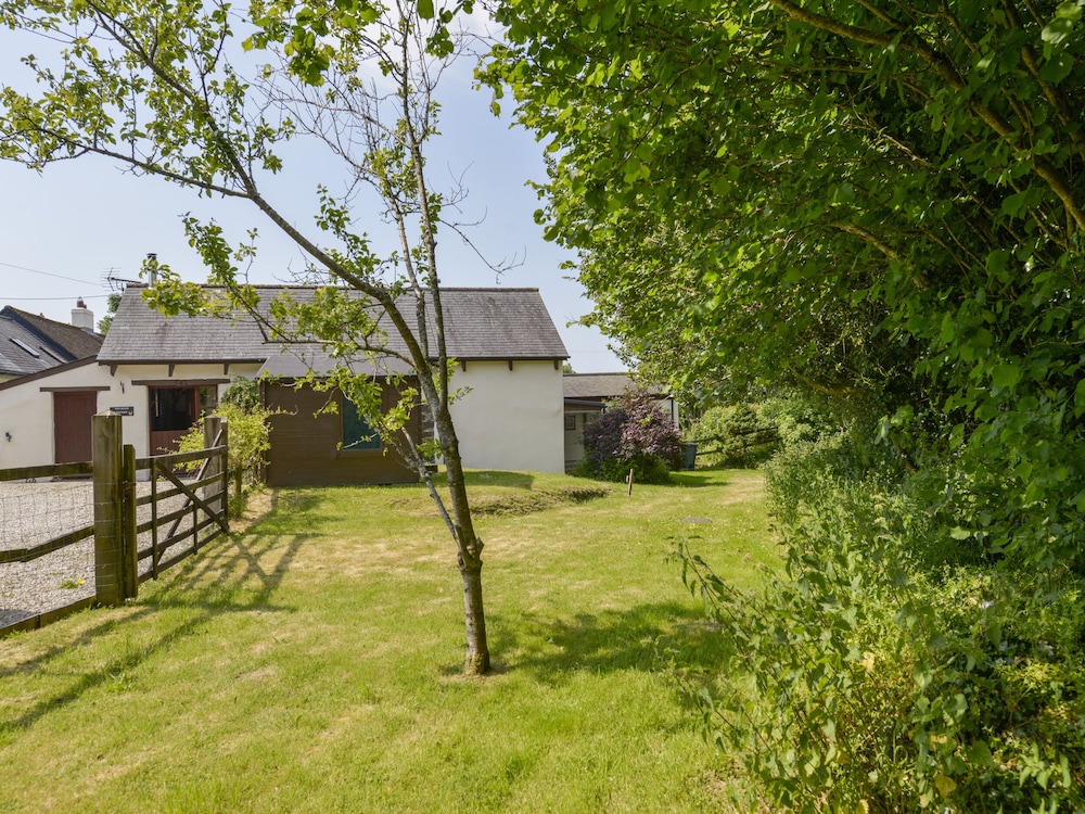 Two Shoes Cottage