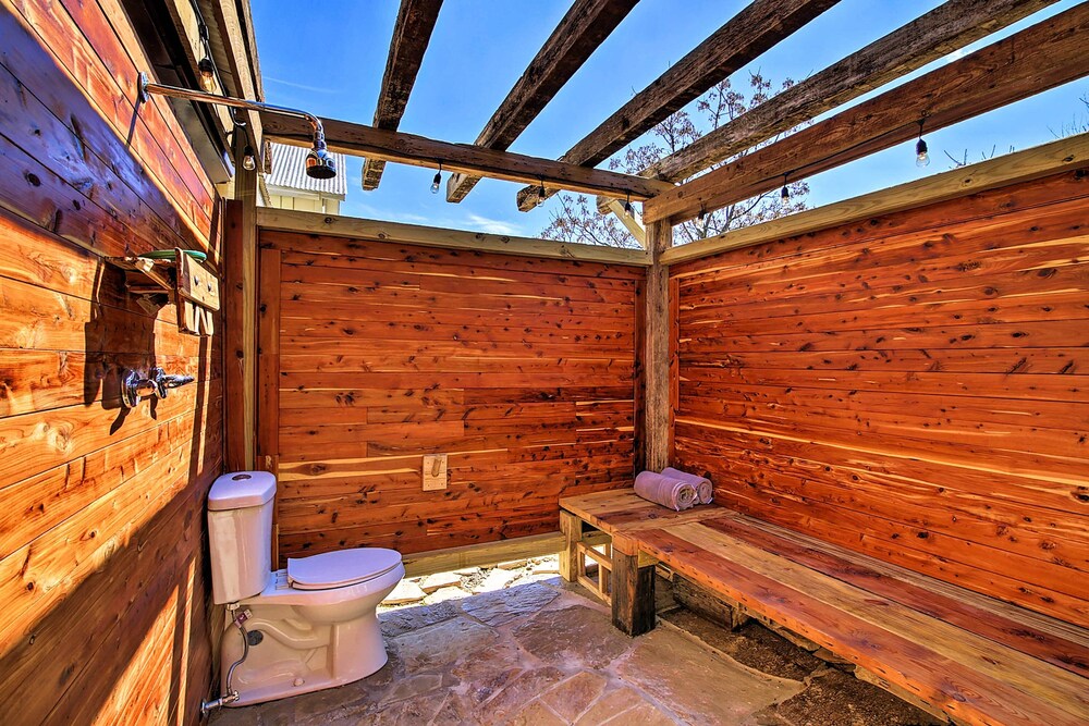 Home w/ Large Deck & BBQ Grill in New Braunfels view 2