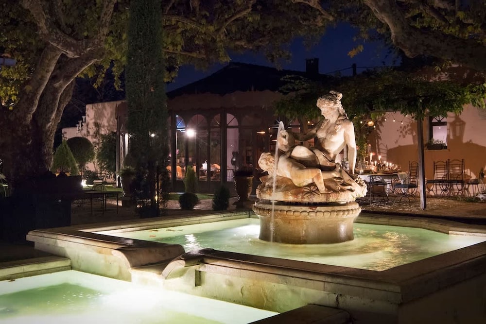 Charming Mas Provencal With Swimming Pool