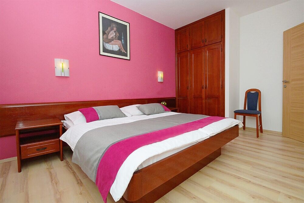 House Adrijana