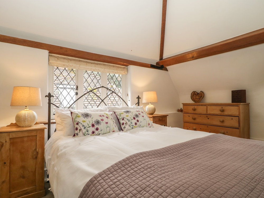 Under Acre Cottage