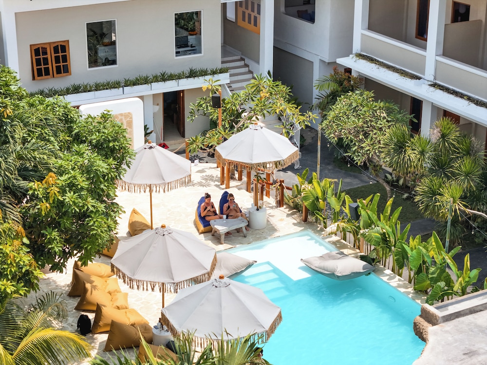 Mad Monkey Uluwatu