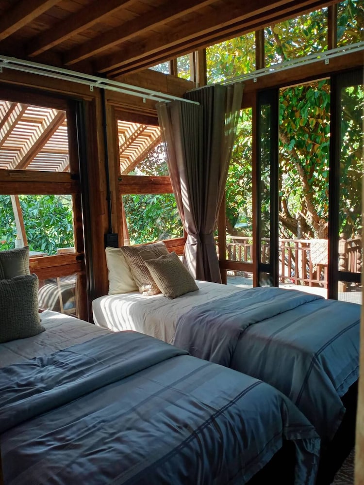 Private Wooden Pool Villa in Mae Rim for 4-6 Guests