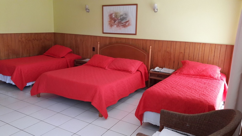 Maru Lodge