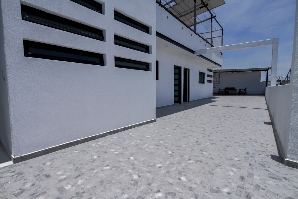 House with Terrace & Pool in Coyula