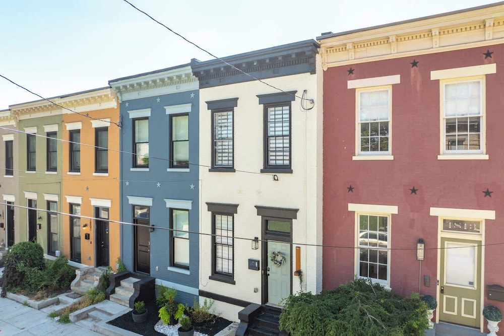 The Baymiller Row - For 6!