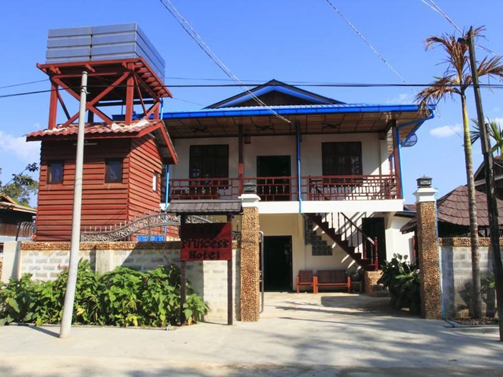 Lady Princess Hotel