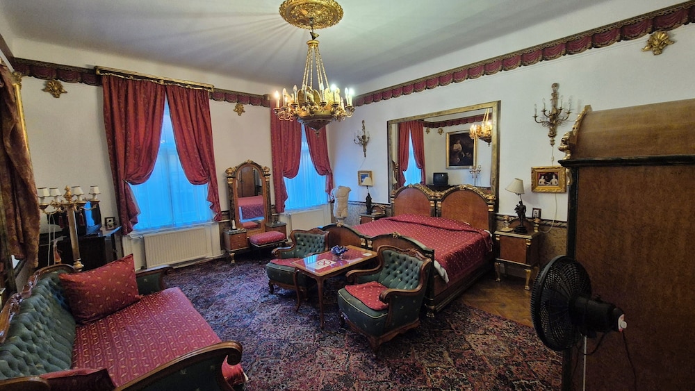Imre Guest House