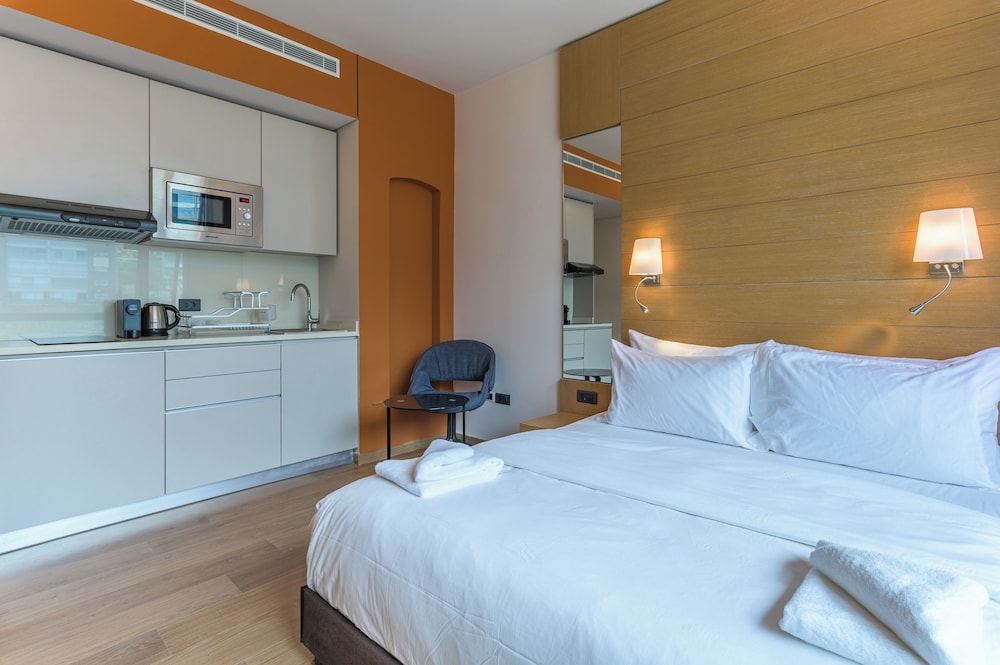 Jounieh Living - Residences by Local Host
