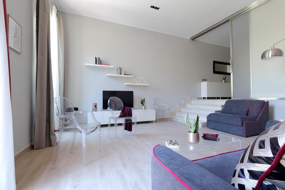 B4 Piazzetta Margutta - B4 - My Extra Home