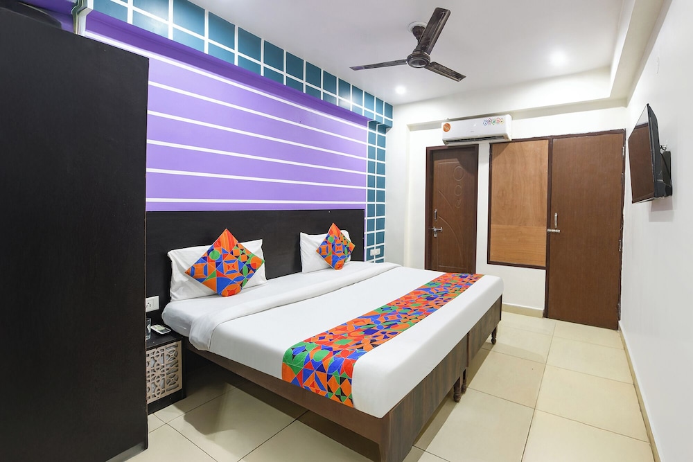 Fabhotel Coco Tree
