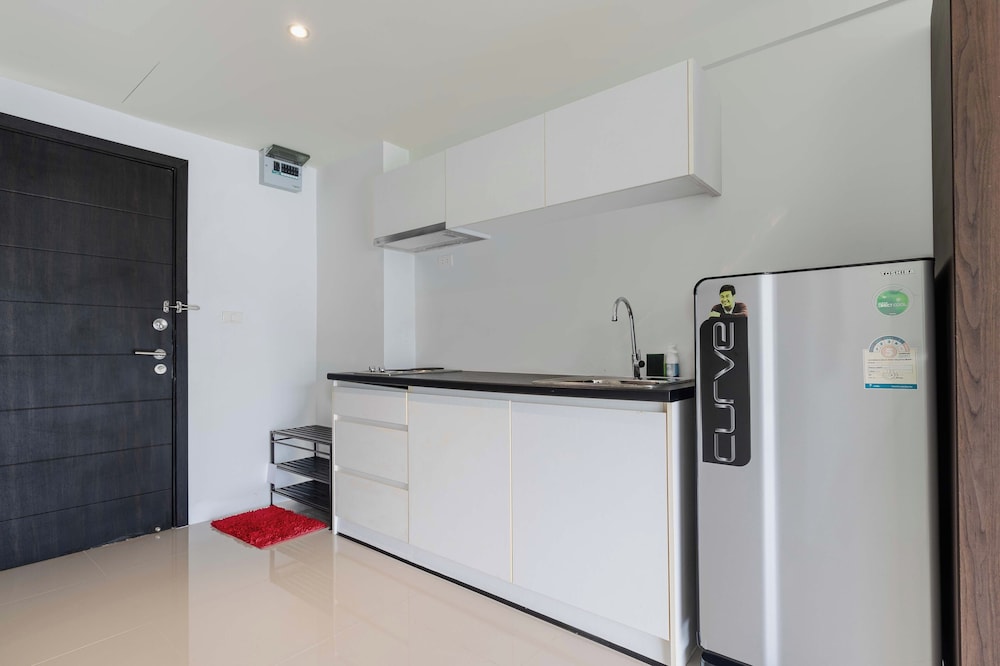 1BR Bathtub Near Beach Prime Spot C229