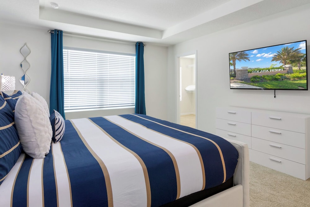 Orlando Adventure Awaits 4BR Townhouse