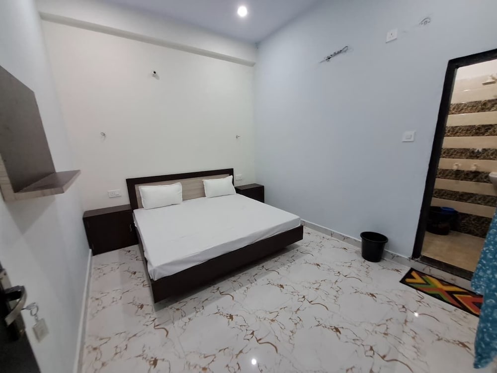 Brij Nandan Place