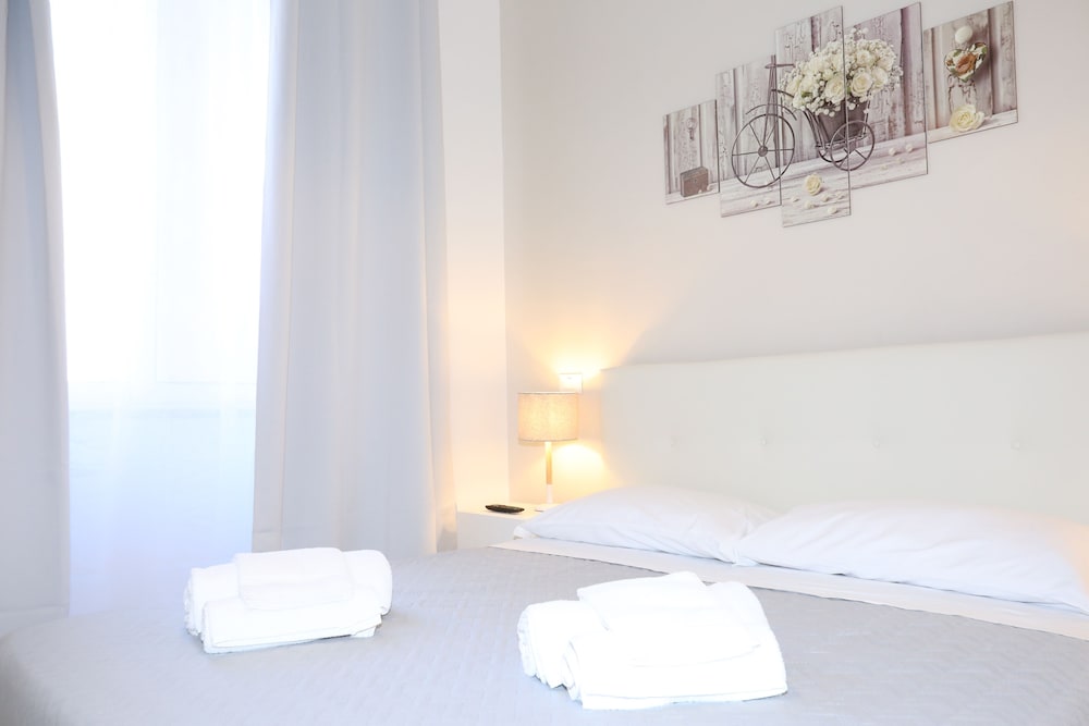 Unique Luxury Apartment and Rooms