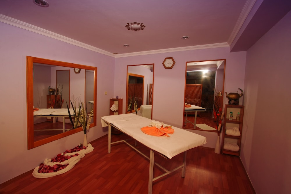 Sea Breeze Otel & Daireler - Image 90