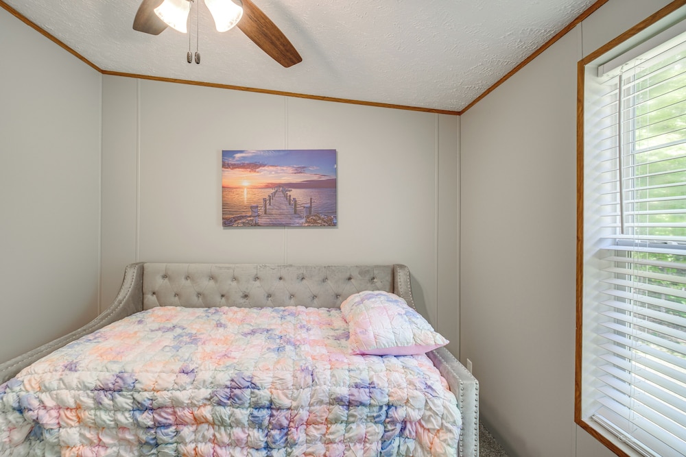 1 Mi to Geneva SP: Family Home w/ Game Room & Yard