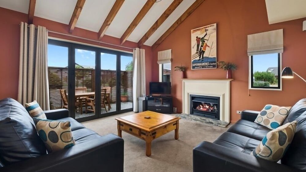 Heritage Villa 5 view 4
