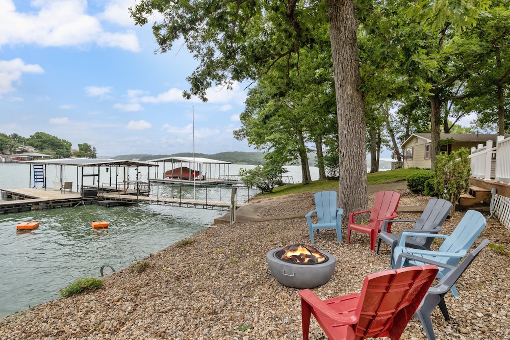 Boat Slip, Fishing, Lake Views, Main Channel