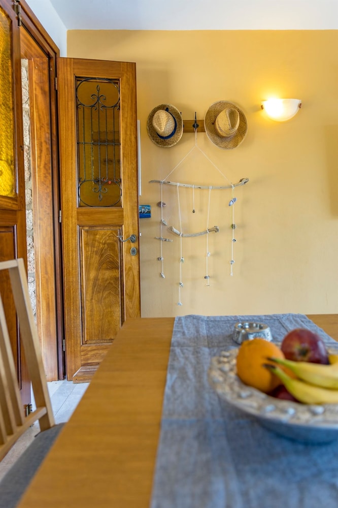 Sea Front Stone Villa Near Monemvasia