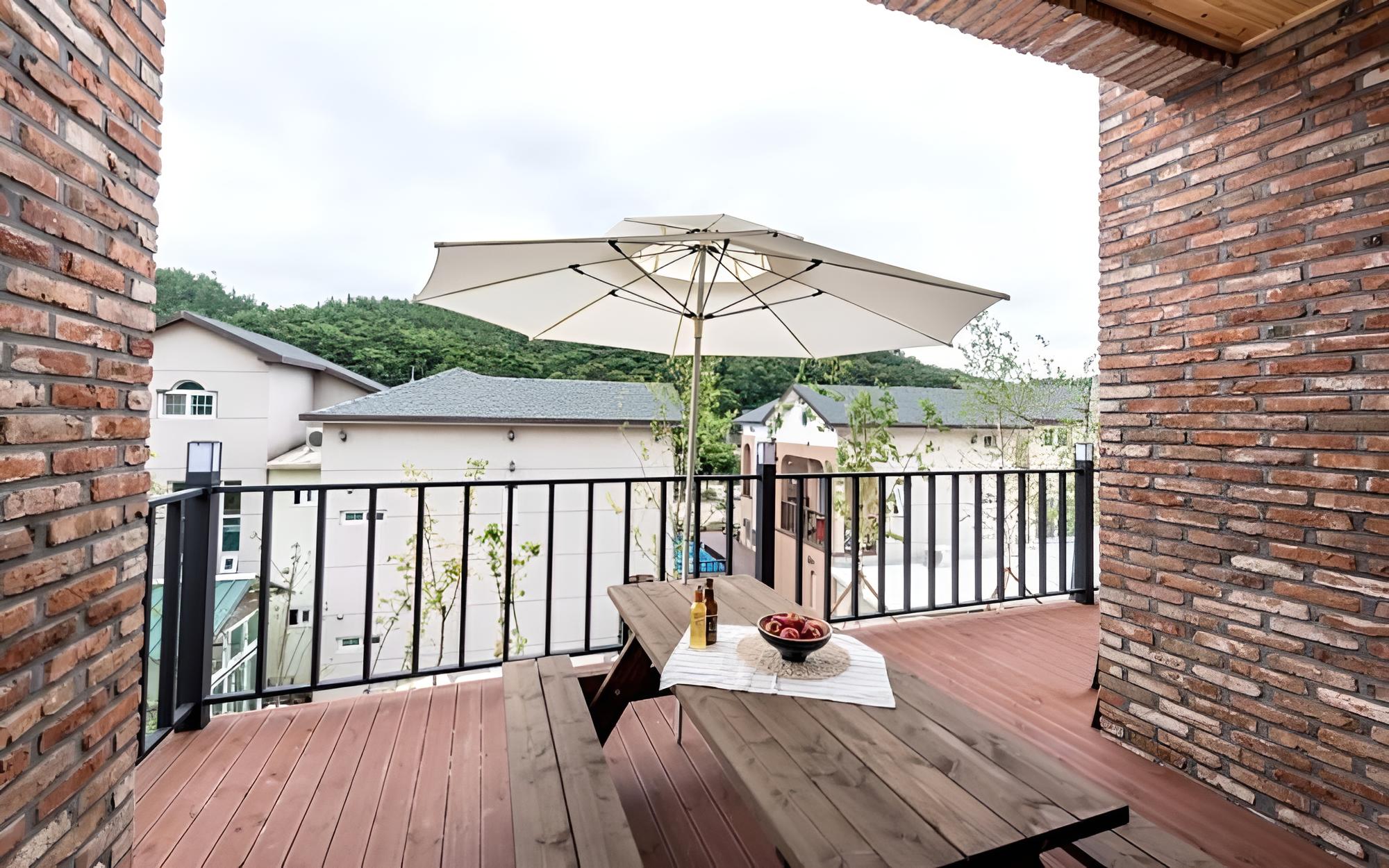 Gyeongju Le Reve Pension