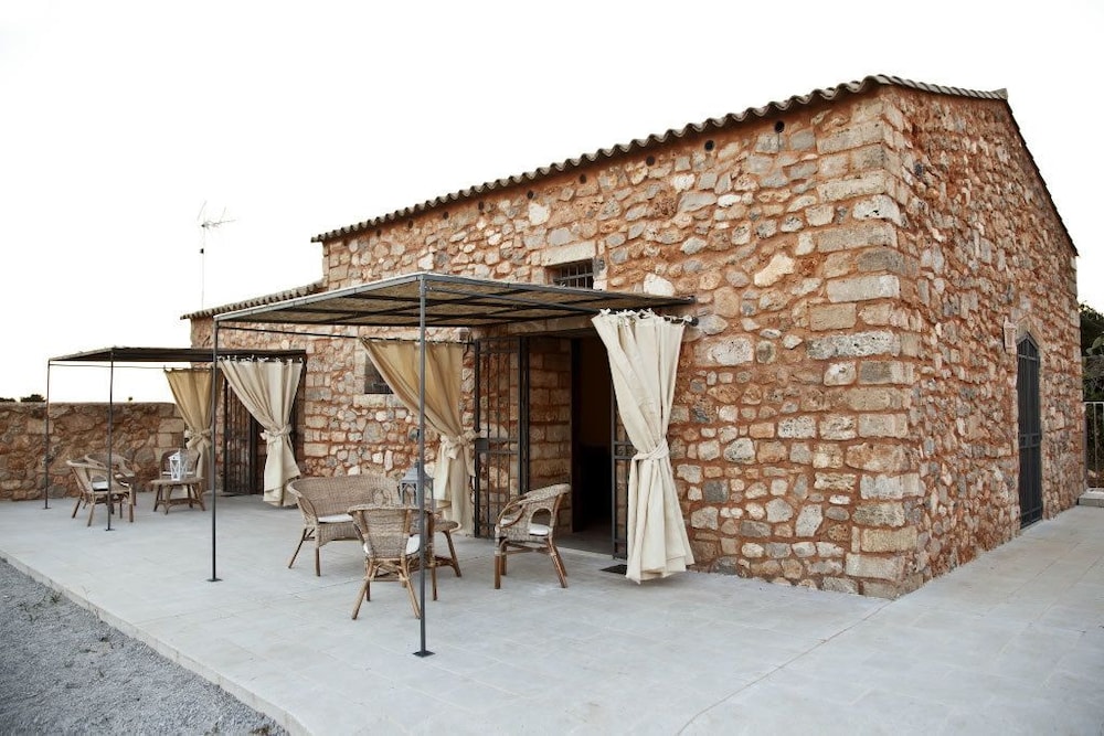 Masseria Cisternella