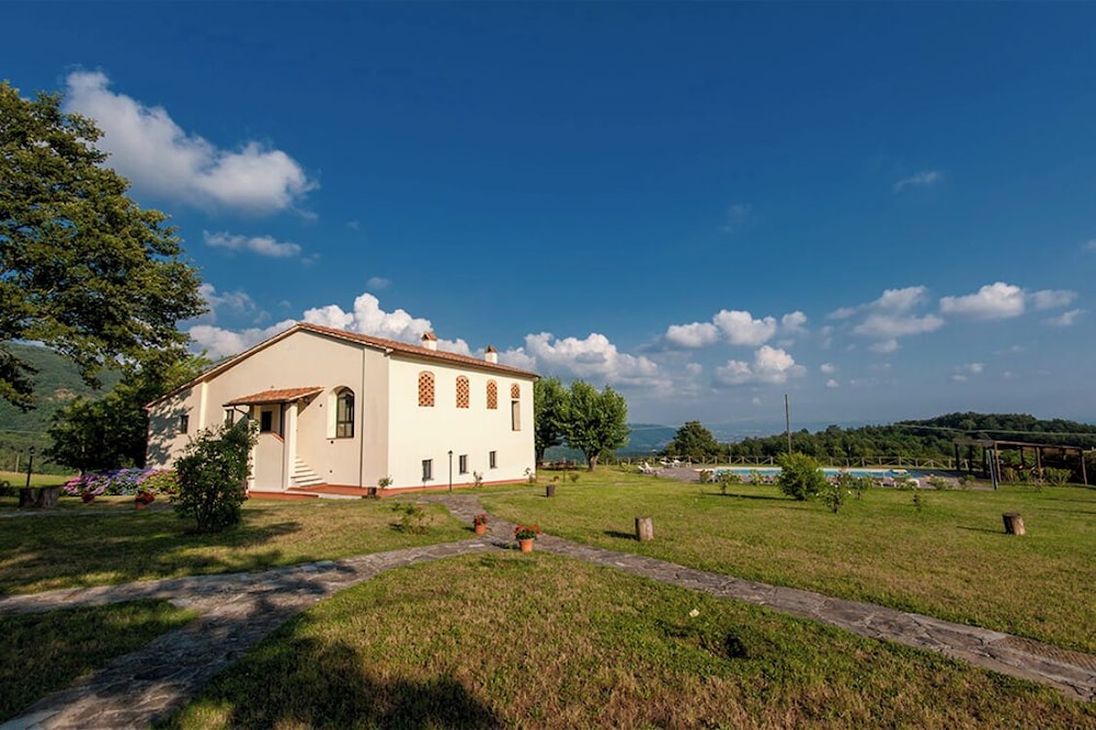 Fattoria Javello Agriturismo La Casaccia