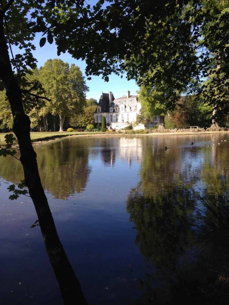 Chateau du Val Larbont
