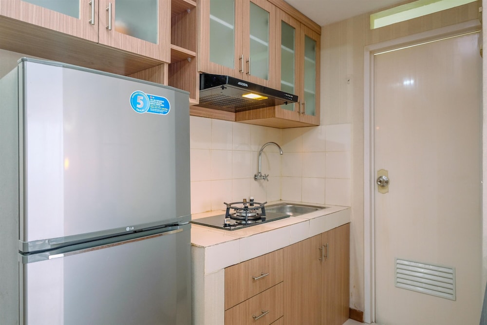 Comfort And Cozy Living 2Br Bogor Valley Apartment