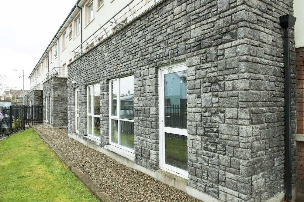 Hotel Troy Self Catering Village Limerick Ireland - Image 1