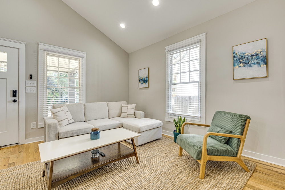 Walk to Beltline: Wfh-friendly Hub w/ Yard!