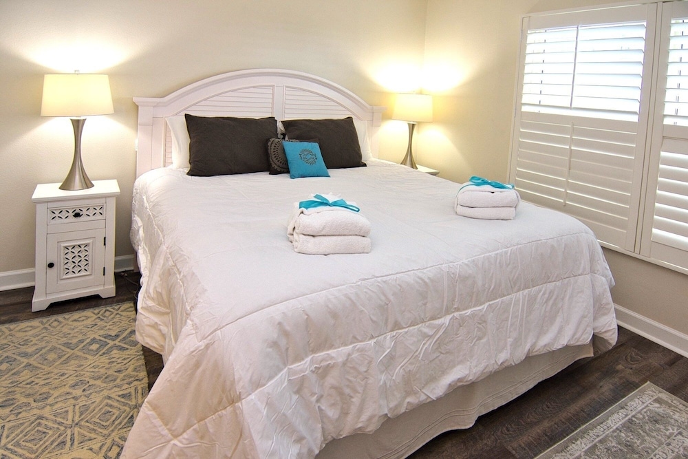 Shores Of Panama 719 2 Bedroom Condo