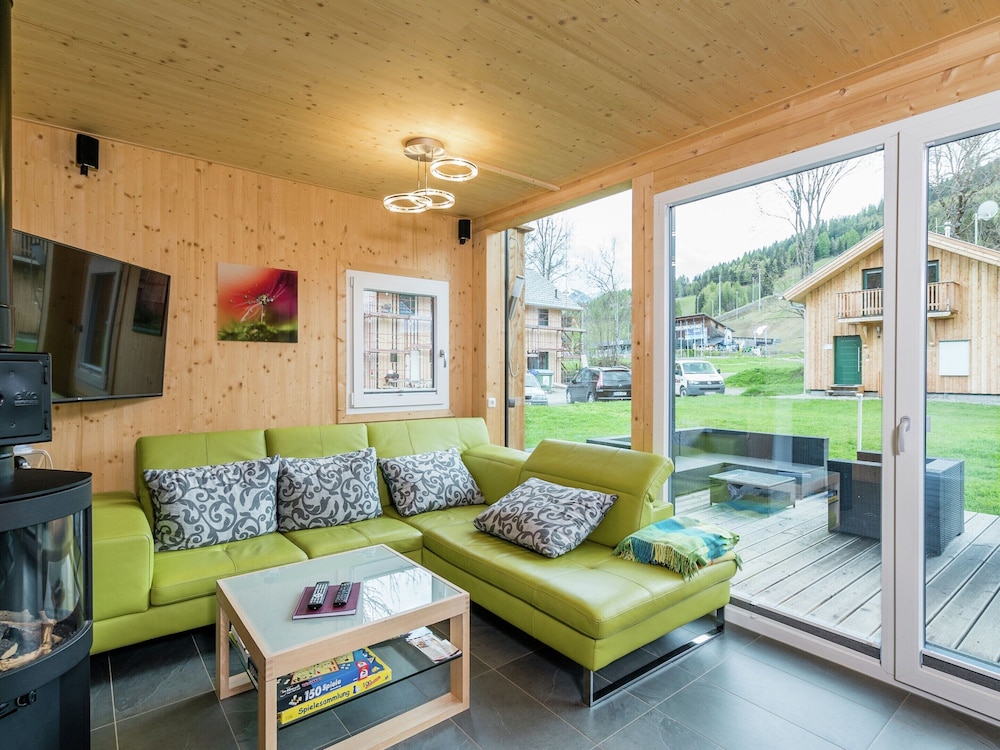 Attractive Chalet With hot tub