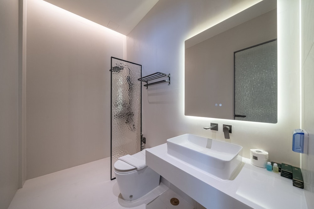 Pool villa with slide karaoke kitchen
