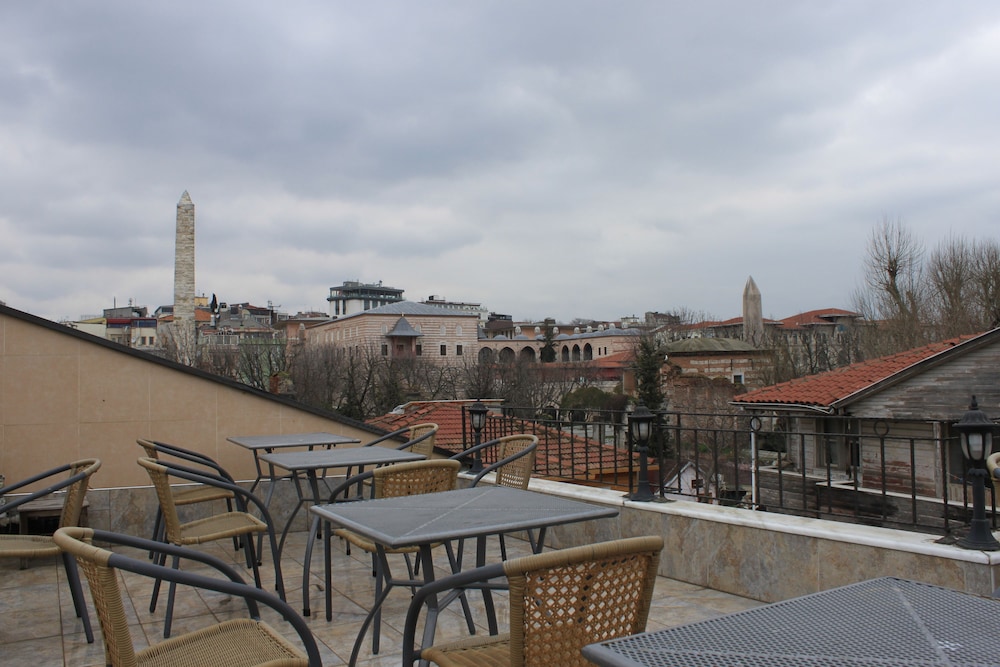 Hotel Sultan Hill becomes Sultan Hill Otel. - Image 34